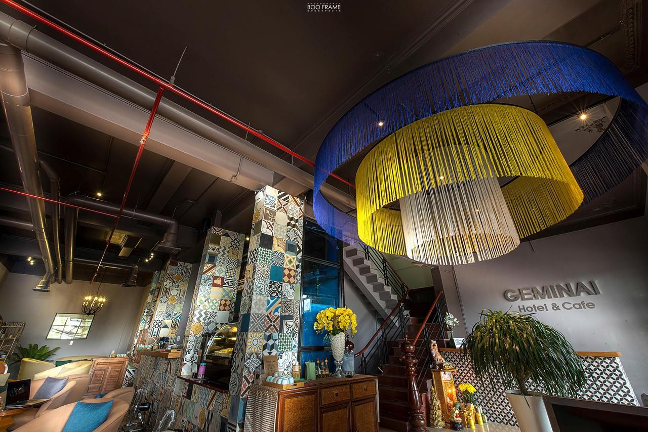 Geminai Hotel&Café Ðồng Hới Buitenkant foto