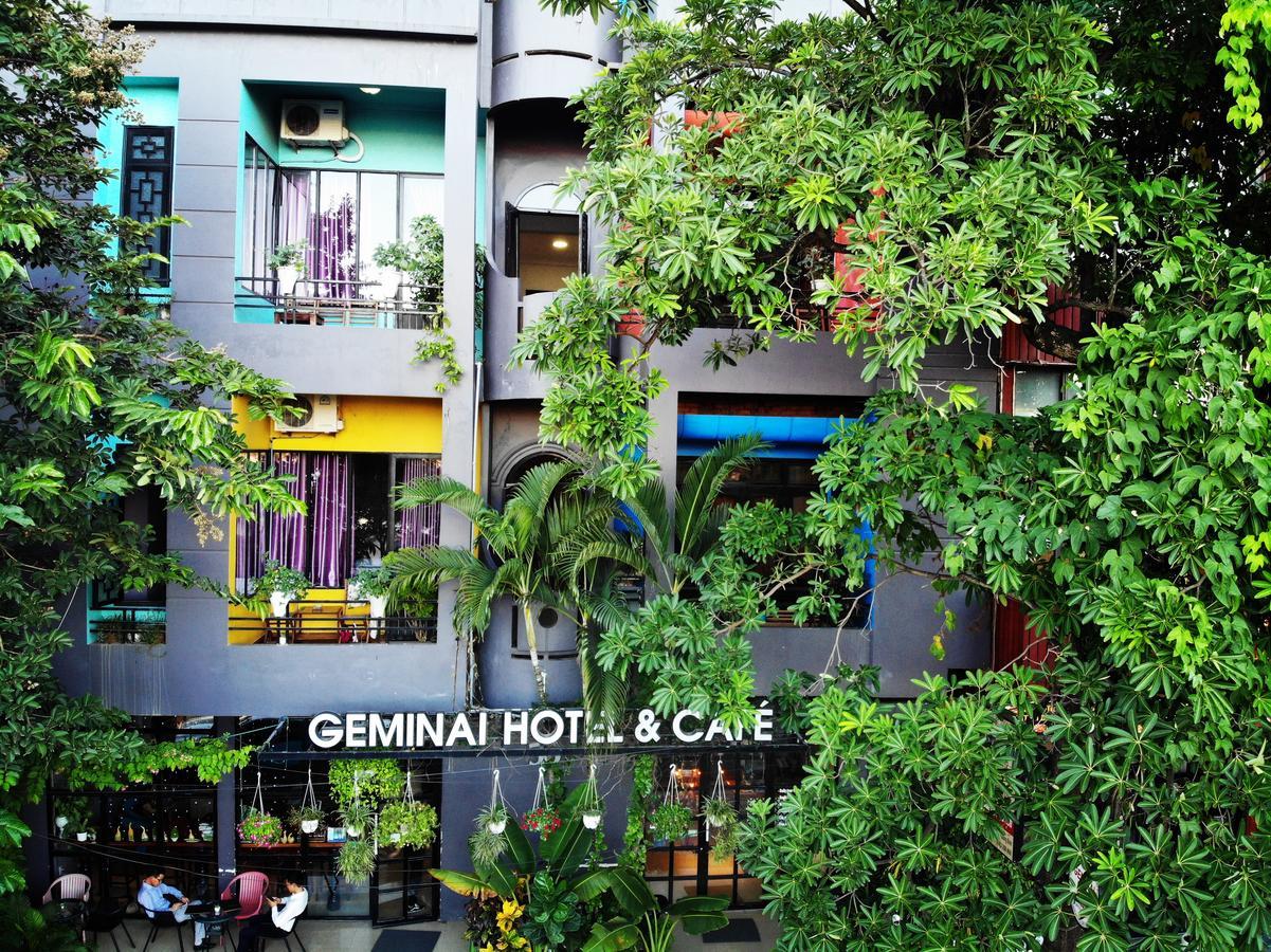 Geminai Hotel&Café Ðồng Hới Buitenkant foto