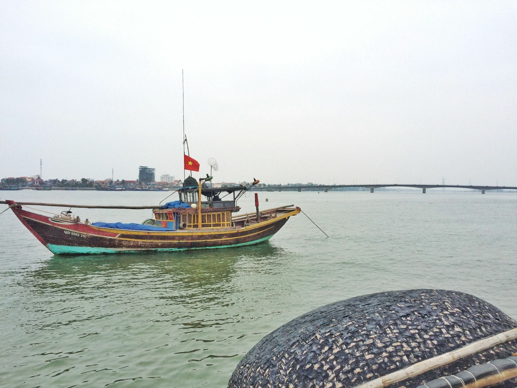 Geminai Hotel&Café Ðồng Hới Buitenkant foto